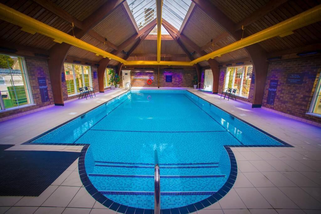 Atholl Apartment - A Unique Apartment In Countryside Park With Wifi And Access To Pool And Bar Perth Exterior foto